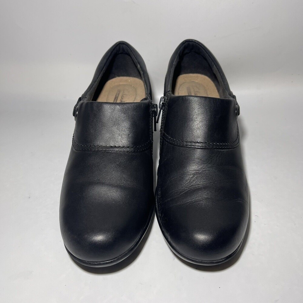 Women’s Clark’s Black Booties with Side Zipper - Style 26102622 - Size 8.5